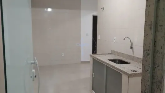 Casa com 2 Quartos para alugar, 57m² no Padre Miguel, Rio de Janeiro