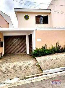 Sobrado com 3 Quartos à venda, 242m² no Guaiaúna, São Paulo