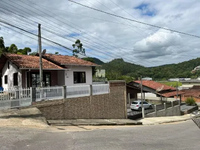 Casa com 3 Quartos à venda, 70m² no Limeira Baixa, Brusque
