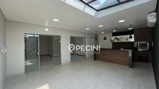 Casa de Condomínio com 3 Quartos à venda, 200m² no Cidade Jardim, Rio Claro