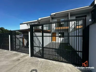 Casa com 2 Quartos à venda, 68m² no Anita Garibaldi, Joinville