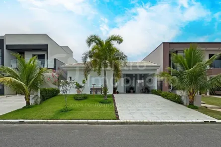 Casa de Condomínio com 3 Quartos à venda, 156m² no , Peruíbe