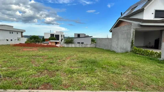 Lote/Terreno à venda, 302m² no Jardim Carvalho, Ponta Grossa