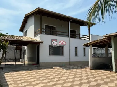 Casa com 3 Quartos para alugar, 182m² no Pontal de Santa Marina, Caraguatatuba