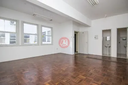 Ponto Comercial para alugar, 81m² no Centro Histórico, Porto Alegre