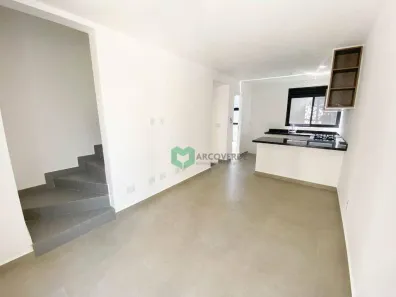 Casa de Condomínio com 2 Quartos para alugar, 130m² no Vila Ipojuca, São Paulo