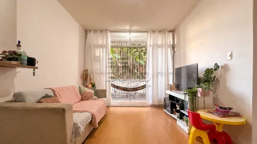 Apartamento com 2 Quartos à venda, 63m² no Abraão, Florianópolis