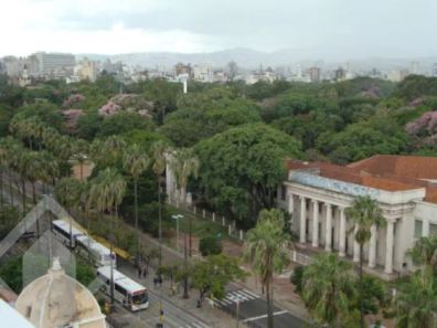 Sala Comercial à venda, 74m² no Bom Fim, Porto Alegre