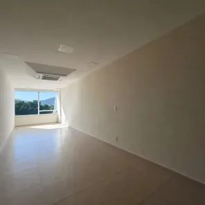 Sala Comercial à venda, 36m² no Taquara, Rio de Janeiro