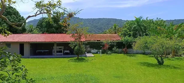Fazenda/Sítio com 2 Quartos à venda, 3000m² no Guaratiba, Rio de Janeiro