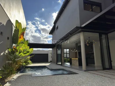 Sobrado com 3 Quartos à venda, 243m² no Jardim Botânico, Franca