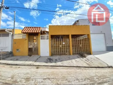 Casa com 3 Quartos à venda, 176m² no Jardim Vista Alegre, Bragança Paulista