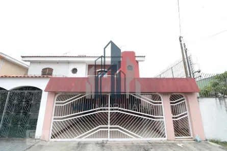 Casa com 3 Quartos para alugar, 240m² no Vila Carrão, São Paulo