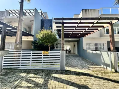 Sobrado com 3 Quartos à venda, 151m² no Patrik II, Pontal do Paraná