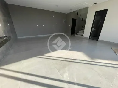 Casa com 3 Quartos à venda, 250m² no Setor Garavelo, Goiânia