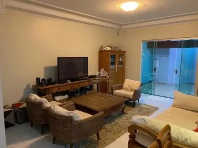 Casa com 4 Quartos à venda, 190m² no Alto Umuarama, Uberlândia