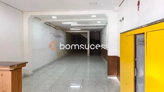 Prédio Comercial para alugar, 200m² no Cidade Mãe do Céu, São Paulo