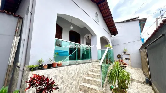 Casa com 4 Quartos à venda, 202m² no Santa Cruz Industrial, Contagem