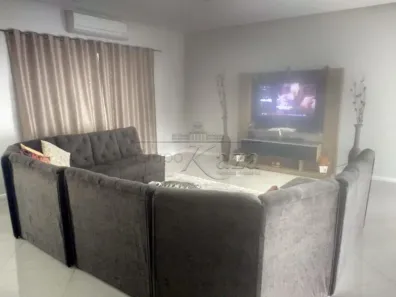 Sobrado com 4 Quartos à venda, 290m² no Jardim Terras de São João, Jacareí