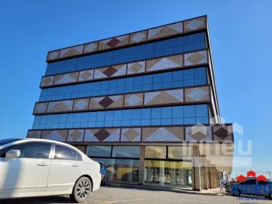 Sala Comercial para alugar, 820m² no Guanabara, Joinville