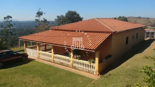 Fazenda/Sítio com 3 Quartos à venda, 220m² no Botujuru (Botujuru), Campo Limpo Paulista