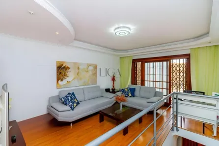 Casa com 2 Quartos à venda, 200m² no Santana, Porto Alegre