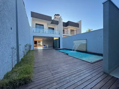 Sobrado com 3 Quartos à venda, 284m² no Guaratuba, Guaratuba