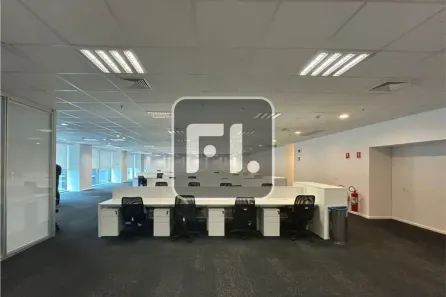 Consultório para alugar, 1090m² no Cidade Monções, São Paulo