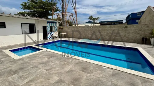 Casa com 4 Quartos à venda, 210m² no Bom Retiro, Matinhos