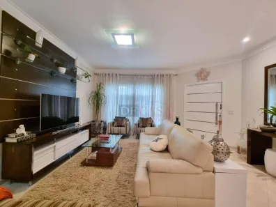 Sobrado com 4 Quartos à venda, 203m² no Vila São Geraldo, São Paulo