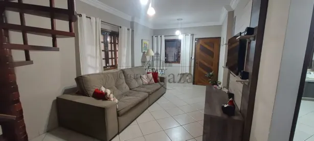 Sobrado com 4 Quartos à venda, 275m² no Parque Industrial, São José dos Campos