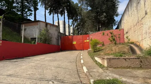 Galpão/Depósito/Armazém para alugar, 800m² no Jardim Esmeralda, São Paulo