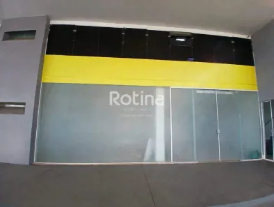 Ponto Comercial para alugar, 271m² no Custódio Pereira, Uberlândia