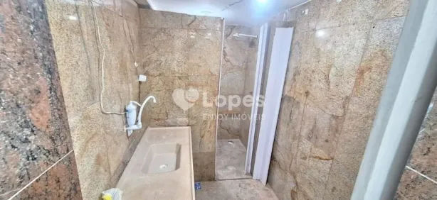 Ponto Comercial para alugar, 17m² no Grajaú, Rio de Janeiro
