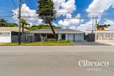 Casa com 4 Quartos à venda, 241m² no Jardim Social, Curitiba