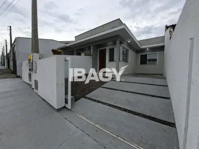 Casa com 2 Quartos para alugar, 54m² no Bela Vista, Palhoça