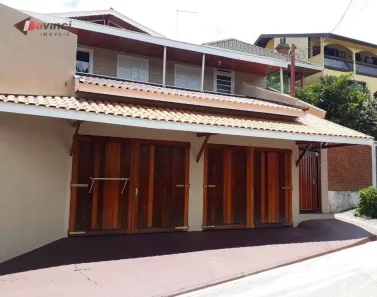 Casa com 9 Quartos à venda, 262m² no Vila Abernéssia, Campos do Jordão