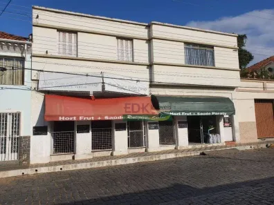 Sobrado com 3 Quartos à venda, 200m² no Pedreira, Guaratinguetá