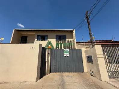 Casa com 3 Quartos para alugar, 130m² no Jardim Tarumã, Londrina