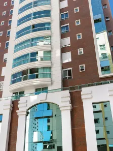 Apartamento com 3 Quartos à venda, 130m² no Pioneiros, Balneário Camboriú