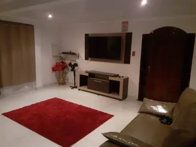 Sobrado com 4 Quartos à venda, 248m² no Recreio da Borda do Campo, Santo André