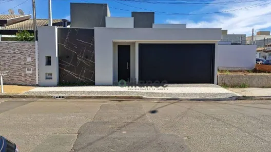 Casa com 3 Quartos à venda, 160m² no Parque Universitário, Americana