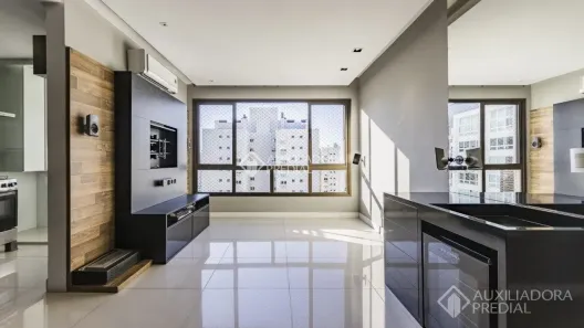 Apartamento com 2 Quartos à venda, 66m² no Passo da Areia, Porto Alegre