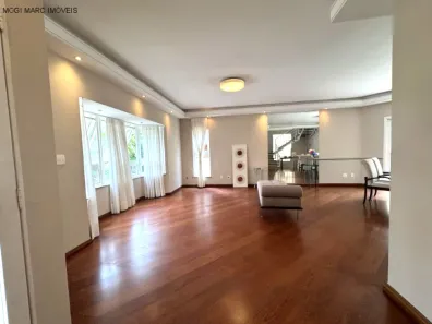 Casa de Condomínio com 4 Quartos para venda ou aluguel, 400m² no Vila Oliveira, Mogi das Cruzes