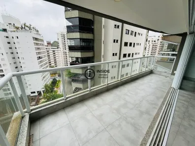Apartamento com 3 Quartos à venda, 146m² no Jardim Las Palmas, Guarujá