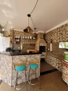 Casa com 3 Quartos à venda, 208m² no Jardim Inconfidência, Uberlândia