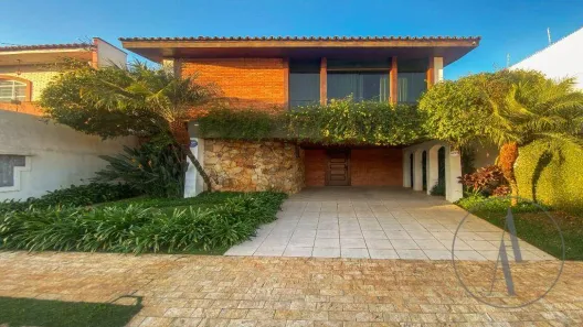Imóvel Comercial com 5 Quartos para venda ou aluguel, 750m² no Jardim Santa Rosália, Sorocaba