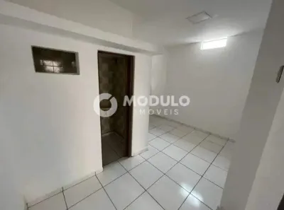 Sala Comercial para alugar, 35m² no Osvaldo Rezende, Uberlândia