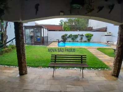 Casa com 5 Quartos para alugar, 225m² no Indianópolis, São Paulo