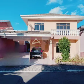 Casa com 3 Quartos à venda, 159m² no Xaxim, Curitiba